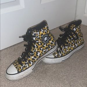 Cheetah print rare high top converses